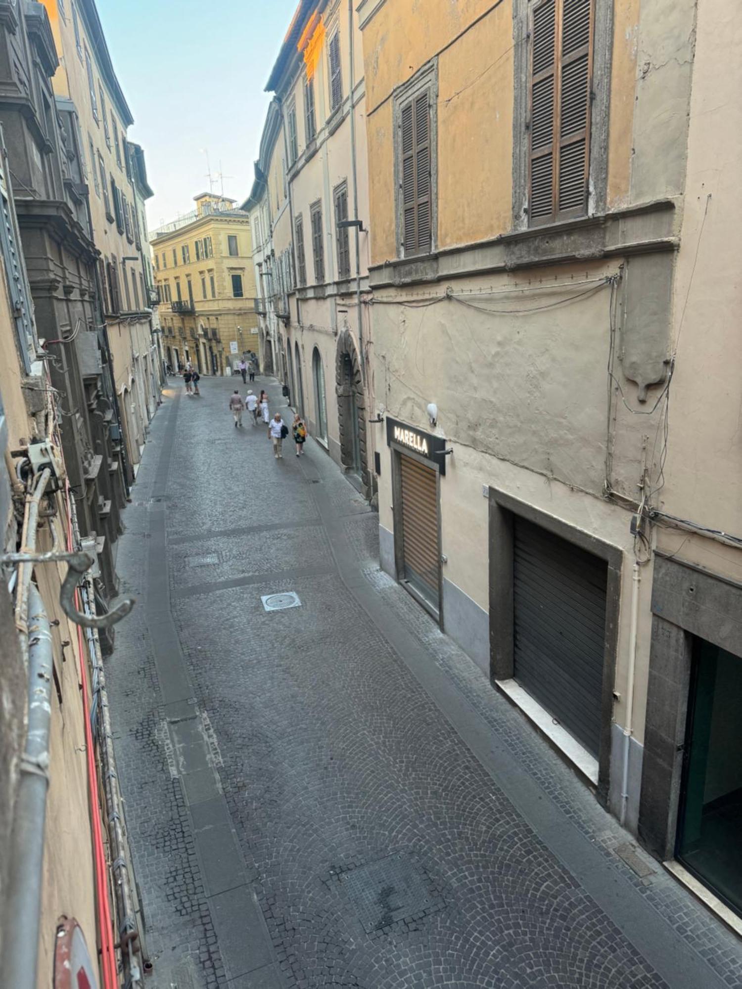 Antica Residenza Del Corso Viterbo Appartamento Vittorio Emanuele Exterior foto